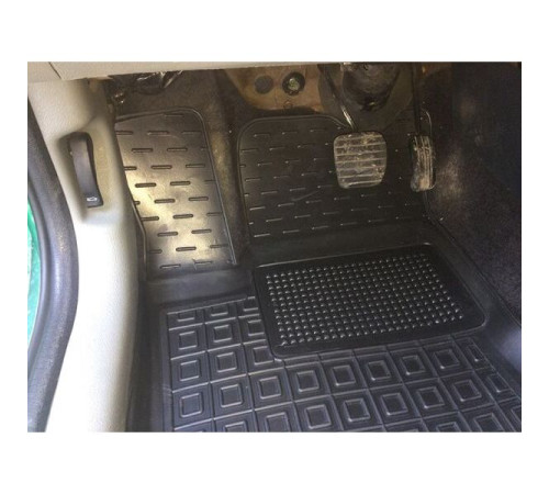 Килимки в салон Renault Symbol/Clio 2002-2008 (Avto-Gumm)