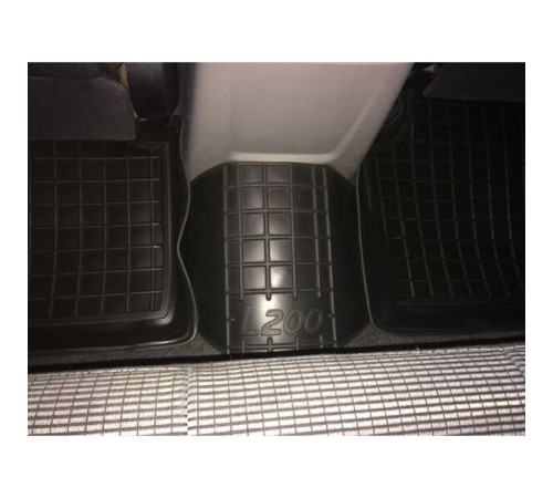 Килимки в салон Mitsubishi L200 (KAOT) 2006-2015 european version (Avto-Gumm)