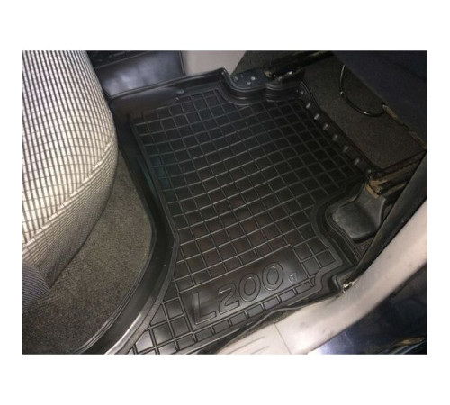 Килимки в салон Mitsubishi L200 (KAOT) 2006-2015 european version (Avto-Gumm)