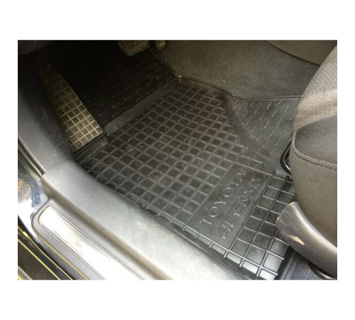 Килимки в салон Toyota Avensis T25 2003-2009 (Avto-Gumm)