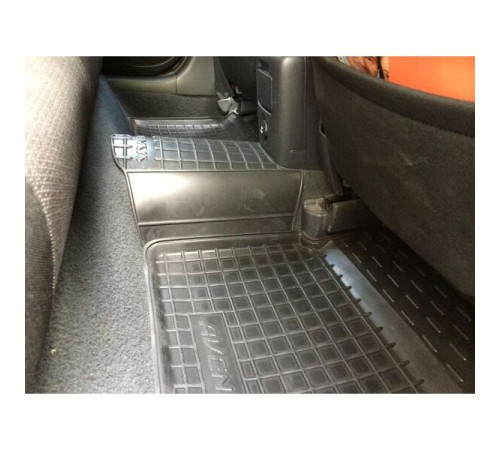 Килимки в салон Toyota Avensis T25 2003-2009 (Avto-Gumm)