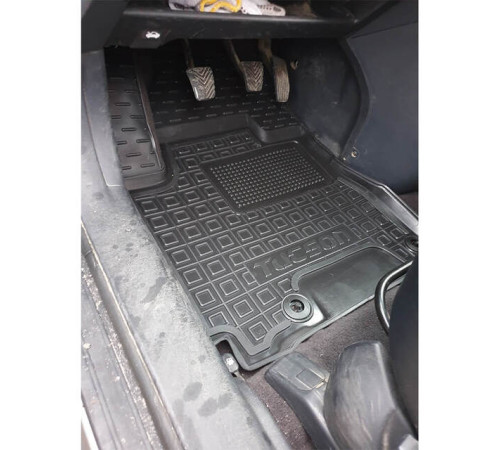 Килимки в салон Hyundai Tucson JM 2004-2012 (Avto-Gumm)