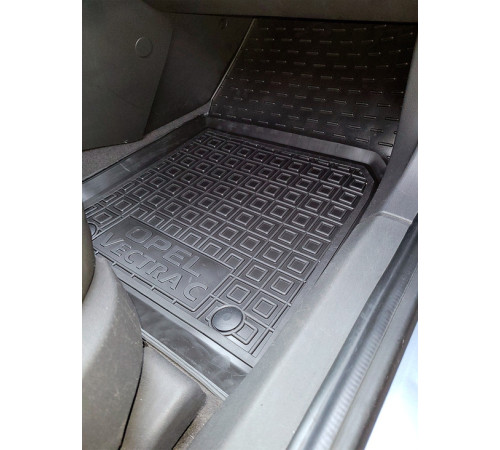Килимки в салон Opel Vectra C 2002-2008 Universal (Avto-Gumm)