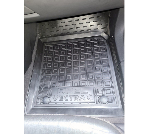 Килимки в салон Opel Vectra C 2002-2008 Universal (Avto-Gumm)