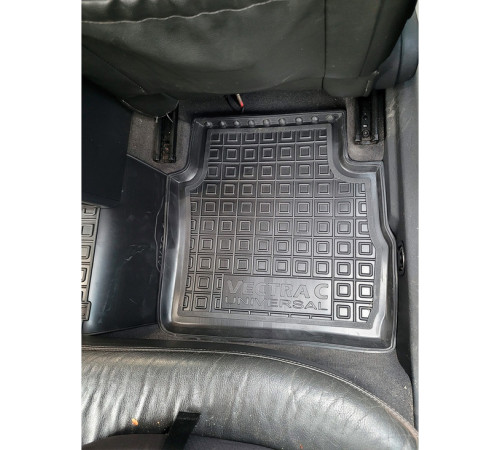 Килимки в салон Opel Vectra C 2002-2008 Universal (Avto-Gumm)