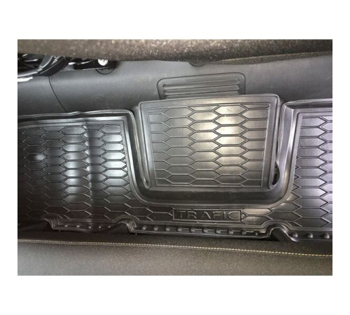 Килимки в салон 2 ряд Opel Vivaro II 2014-2019 (Avto-Gumm)