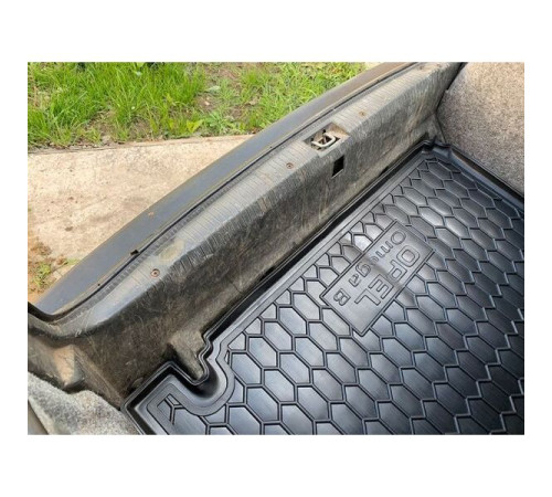 Килимок в багажник Opel Omega B 1994-2003 Sedan (Avto-Gumm)