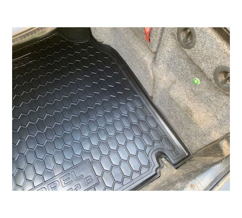 Килимок в багажник Opel Omega B 1994-2003 Sedan (Avto-Gumm)