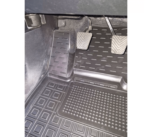 Килимки в салон Mitsubishi L200 (LC) 2024+ Invite (Avto-Gumm)