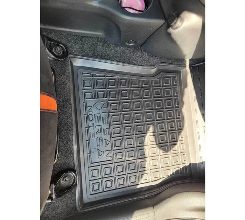 Килимки в салон Nissan Note Versa 2013-2019 (Avto-Gumm)