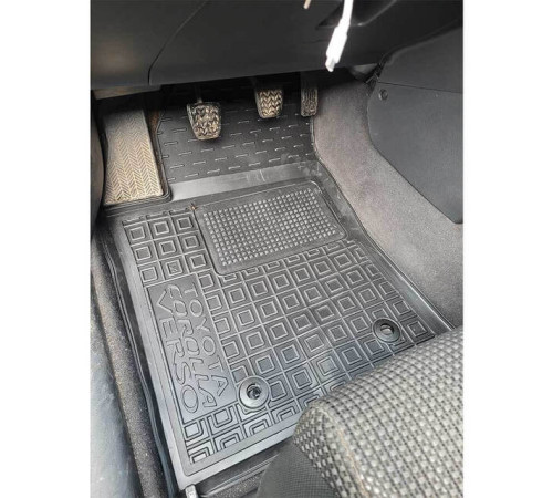 Килимки в салон Toyota Corolla Verso ZER/ZZE 2004-2009 (Avto-Gumm)