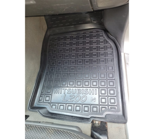 Килимки в салон Mitsubishi L200 (K60T) 1996-2006 Double Cab (Avto-Gumm)