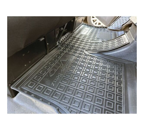 Килимки в салон Mercedes Vito I W638 1995-2003 суцільний (Avto-Gumm)