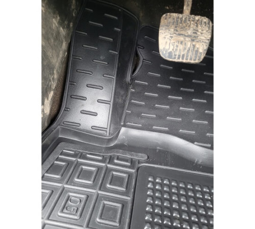 Килимки в салон Nissan Navara D40 2005-2014 King Cab (Avto-Gumm)