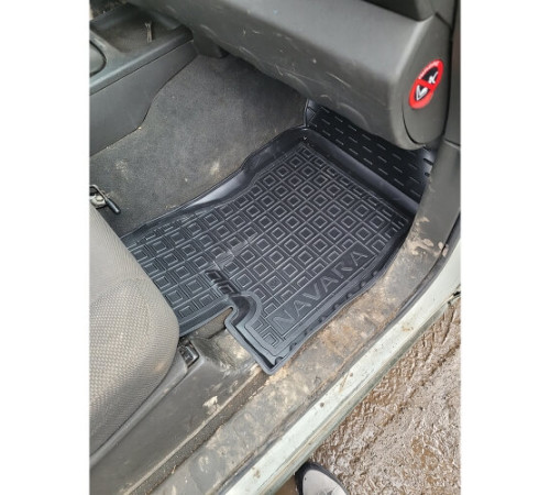 Килимки в салон Nissan Navara D40 2005-2014 King Cab (Avto-Gumm)