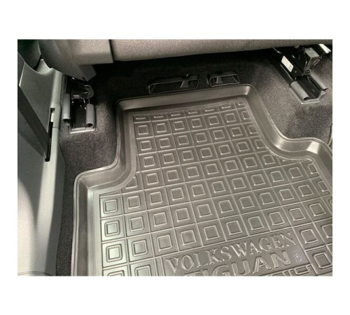 Килимки в салон Volkswagen Tiguan II 2015-2023 (Avto-Gumm)