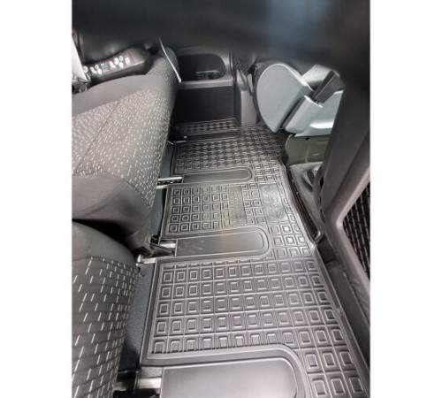 Килимки в салон 2 ряд Mercedes Vito III W447 2014+ (Avto-Gumm)