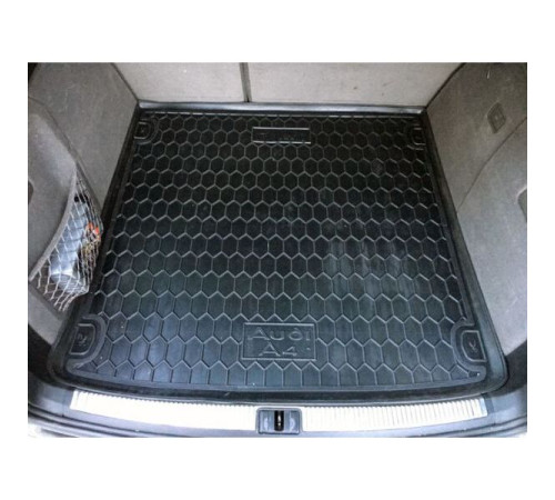 Килимок в багажник Audi A4 (B6/B7) 2000-2008 Universal (Avto-Gumm)