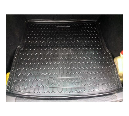 Килимок в багажник Volkswagen Golf V / VI 2003-2012 Universal (Avto-Gumm)