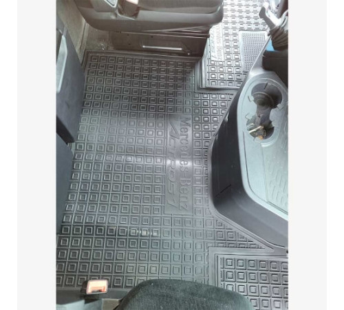 Килимки в салон Mercedes ACTROS Mp4 2011-2018 плоска підлога (Avto-Gumm)