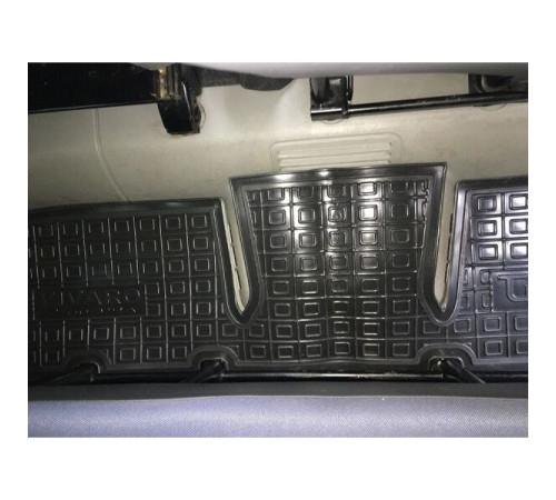 Килимки в салон 2 ряд Opel Vivaro I 2001-2014 (Avto-Gumm)