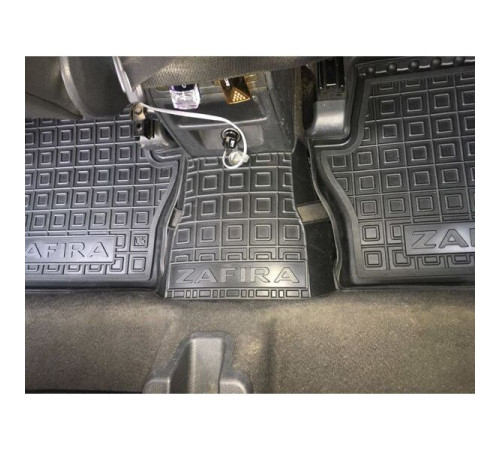 Килимки в салон Opel Zafira B 2005-2011 (Avto-Gumm)