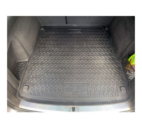 Килимок в багажник Audi A6 (C6) 2004-2011 Universal (Avto-Gumm)