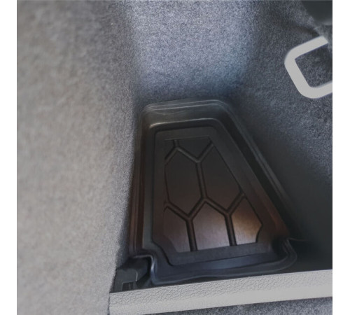 Килимок в багажник Audi Q3 (F3) 2019-2025 Верхня поличка (Avto-Gumm)
