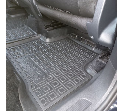 Килимки в салон Volkswagen Touran II 2015+ (Avto-Gumm)