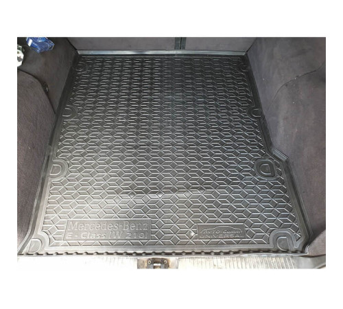 Килимок в багажник Mercedes W210 E 1995-2002 Universal (Avto-Gumm)