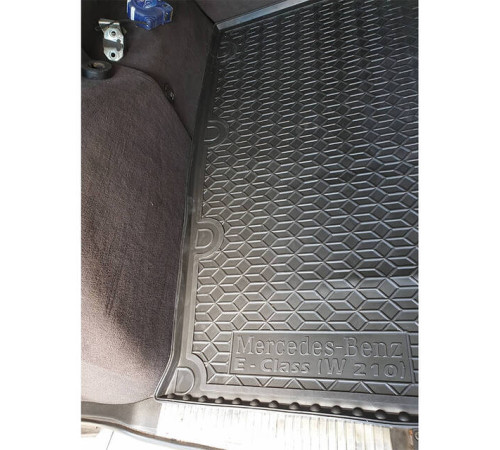 Килимок в багажник Mercedes W210 E 1995-2002 Universal (Avto-Gumm)