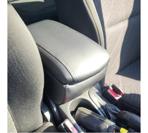 Підлокітник на Peugeot 308 2007-2013 (чорний)