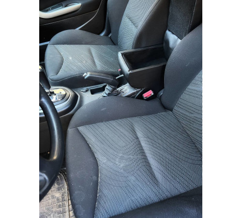 Підлокітник на Peugeot 308 2014-2020 (чорний)
