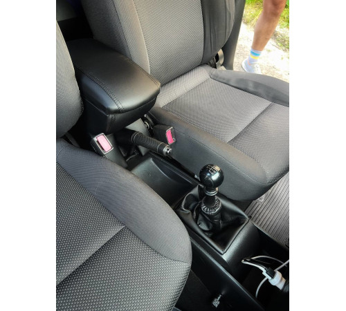 Підлокітник на Chevrolet Aveo T250 (чорний)