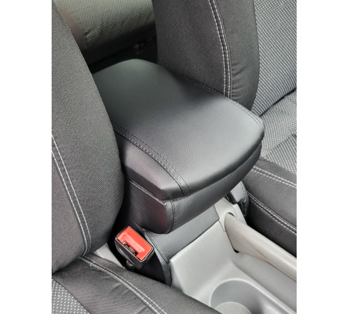 Підлокітник на Volkswagen Caddy 3 2004-2020 (чорний)
