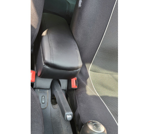 Підлокітник на Renault Clio 3 2005-2012 (чорний)