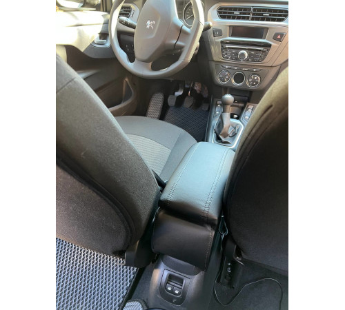 Підлокітник на Citroen C-Elysee (чорний)