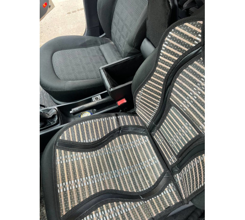 Підлокітник на Skoda Fabia 3 (чорний)