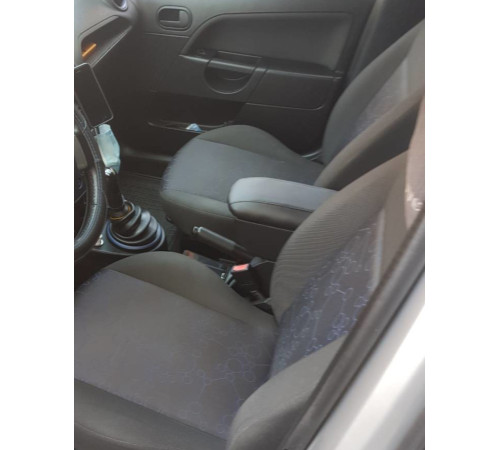 Підлокітник на Ford Fiesta MK5 2002-2008 (чорний)