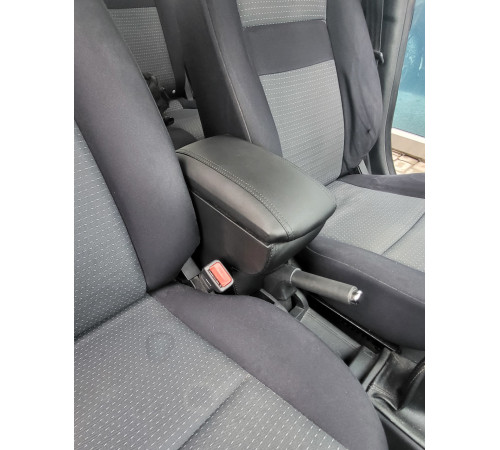 Підлокітник на Hyundai Getz 2002-2011 (чорний)