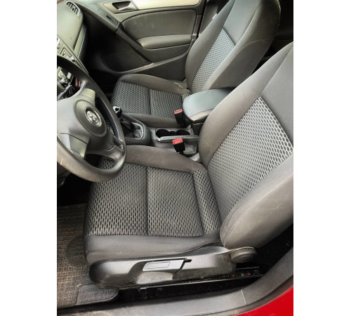 Підлокітник на Volkswagen Golf 6 2008-2012 (чорний)