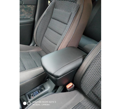 Підлокітник на Daewoo Sens (чорний)