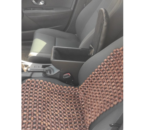 Подлокотник на Renault Megane 3 2008-2015 (чёрний)