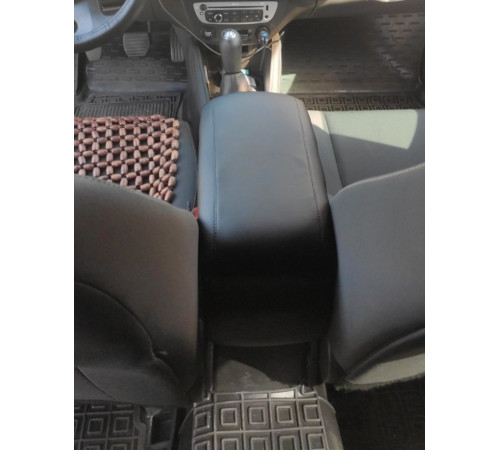 Подлокотник на Renault Megane 3 2008-2015 (чёрний)