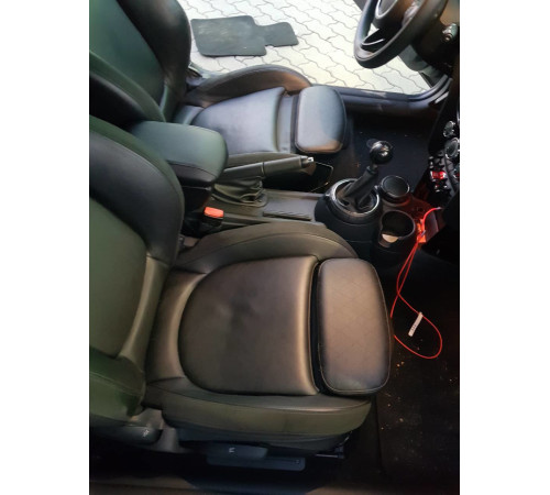 Підлокітник на Mini Cooper 3 2014+ (чорний)
