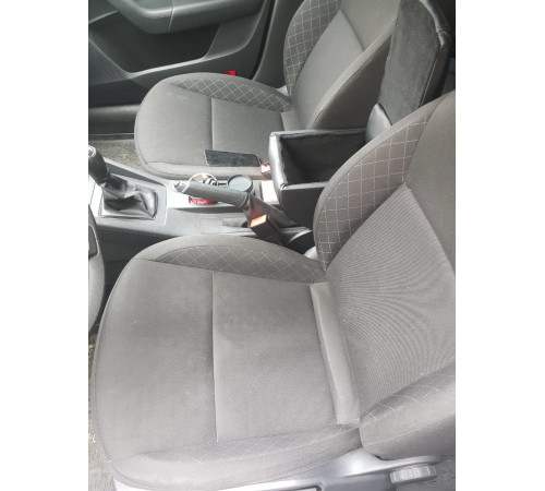 Підлокітник на Skoda Octavia A7 (чорний)