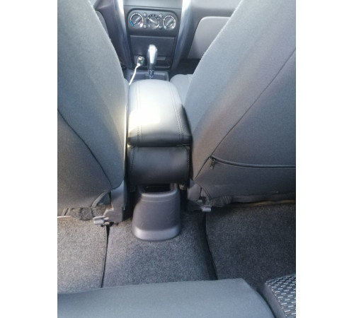 Підлокітник на Suzuki SX4 2006-2013 (чорний)