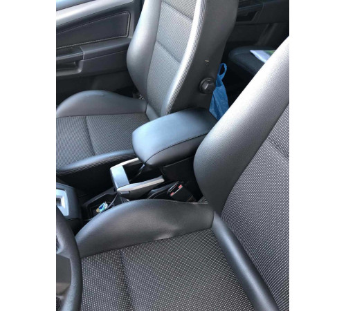 Підлокітник на Opel Zafira B (чорний)