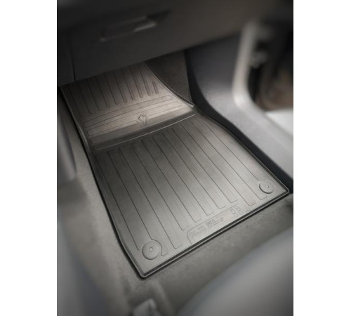 Резиновые коврики в салон Skoda Enyaq IV 2021+ (Stingray)