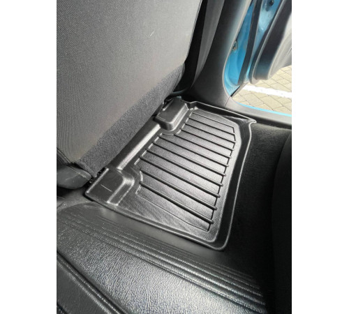 Резиновые 3D коврики Nissan Leaf (ZE0) 2010-2017 (Stingray)